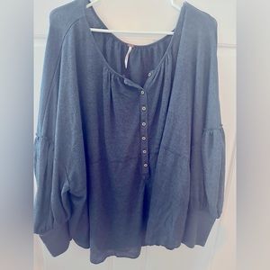 Free People indigo top - size XL - worn once